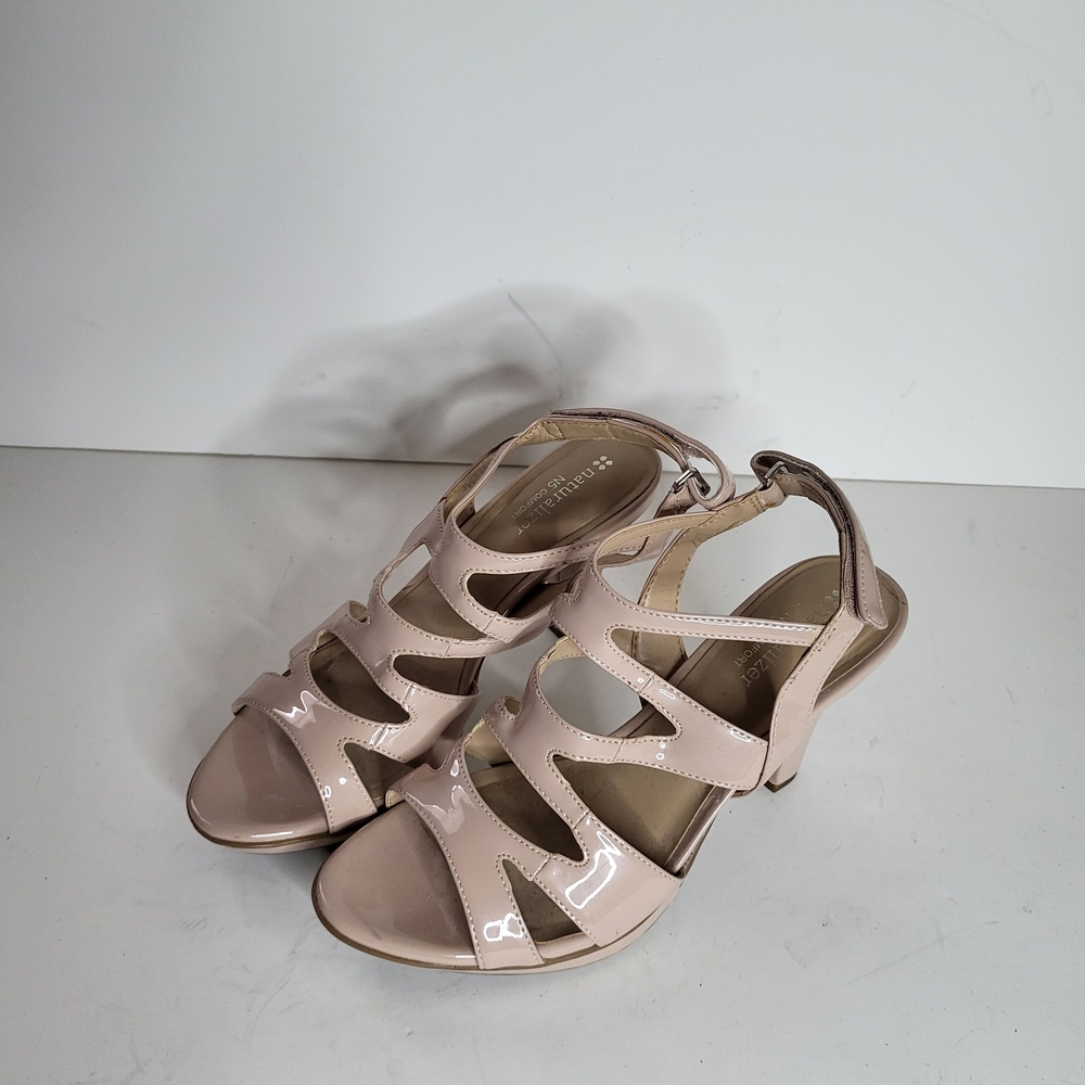Naturalizer Women's Blush Strappy Sandals